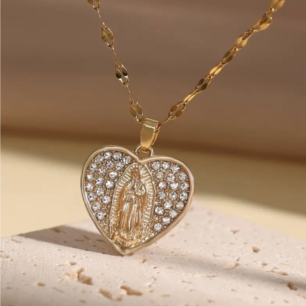 Virgin Mary Heart Pendant Necklace